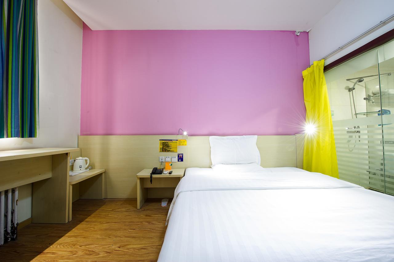 7Days Inn Guangzhou Southern Hospital Medical College Station Exterior photo